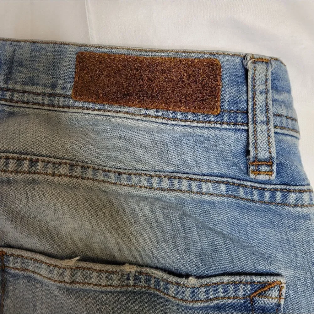 ZARA MAN light wash‎ stretch skinny jeans 32x30